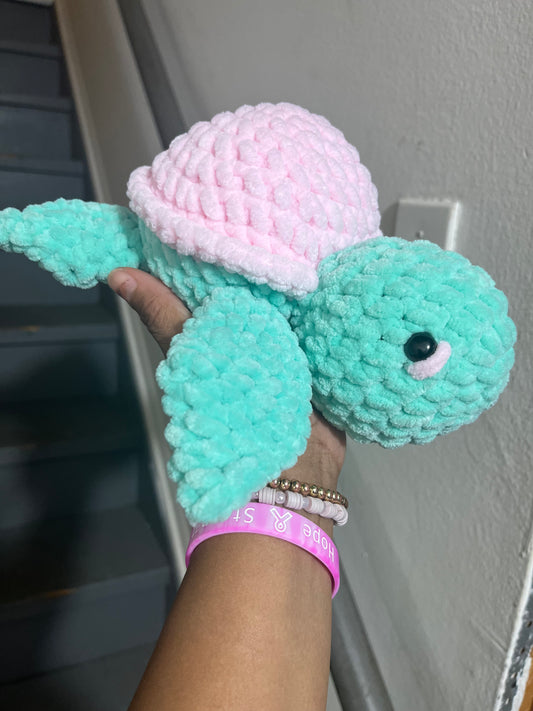 COTTON CANDY CROCHET TURTLE