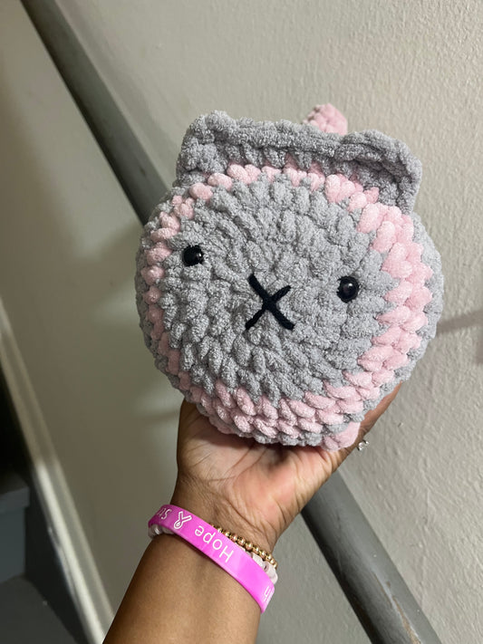 CROCHETED LOAF CAT